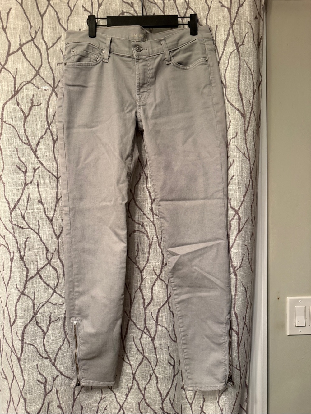 Women’s Light Gray Skinny Jeans with Ankle Zips 7 for all man kind